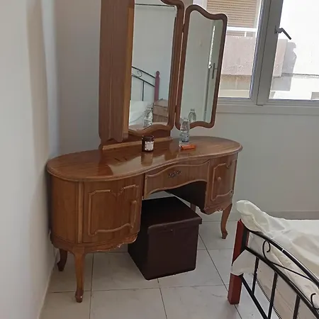 Eat Well Sleep Well * Lárnaka