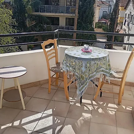 Pensionat Eat Well Sleep Well Larnaca