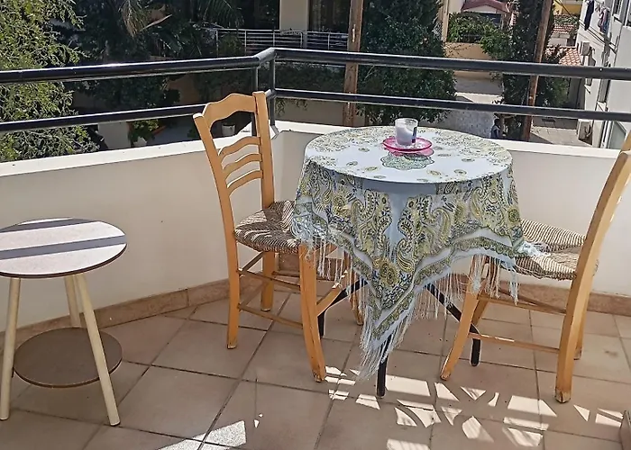 Pensionat Eat Well Sleep Well Larnaca