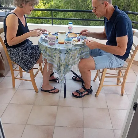 Eat Well Sleep Well 게스트하우스 *